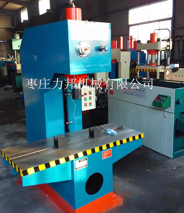 63T单柱油压机实物图