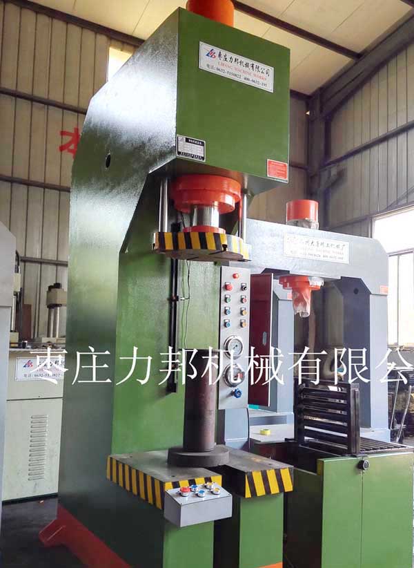 100吨单柱油压机实物图