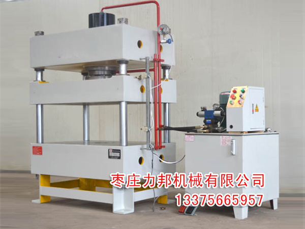 四柱油压机减压阀的作用