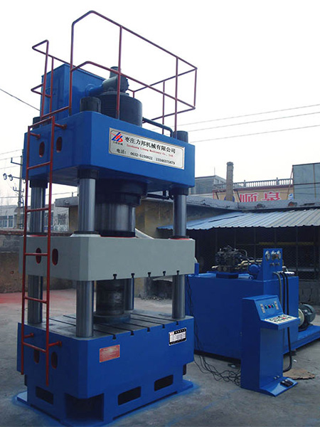 四柱油压机调平控制阀功能调试